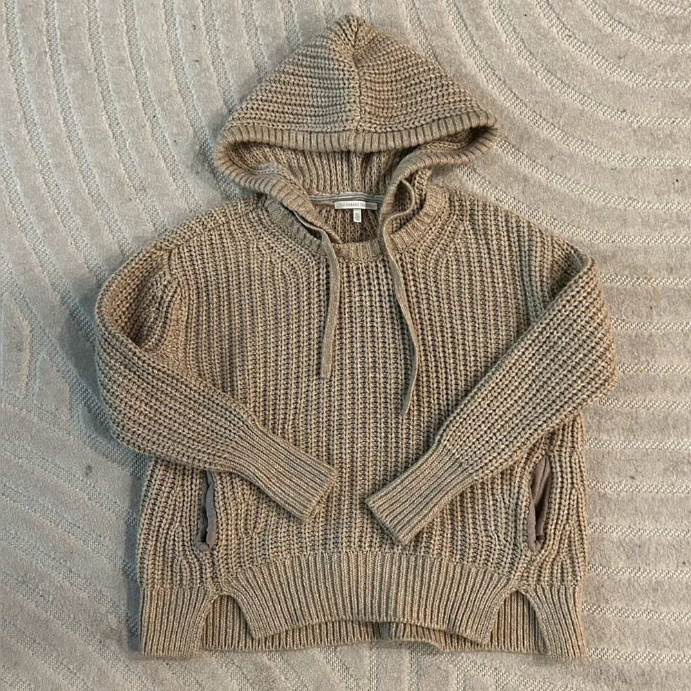 Victoria’s Secret Chunky Knit Wool/Alpaca Blend Hooded Pullover Sweater - L